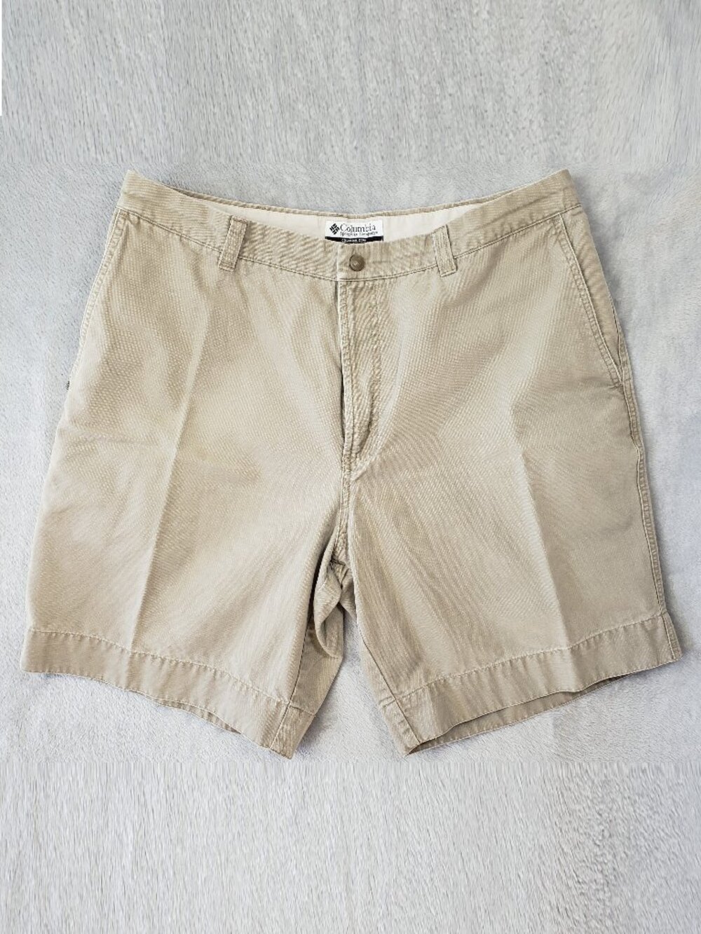 Columbia Shorts Mens 38 Tan Stone Wash Granite Cloth Zip Pocket Utility Gorpcore